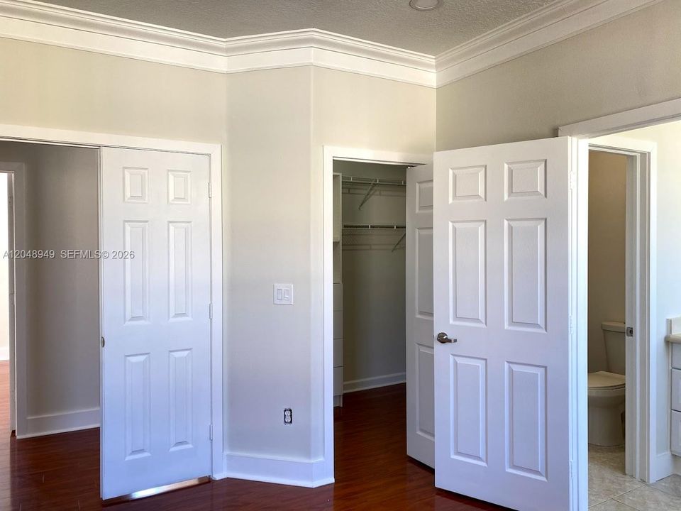 For Rent: $3,800 (3 beds, 2 baths, 1671 Square Feet)