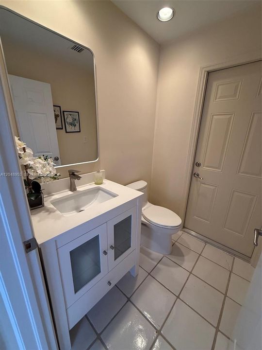 En Venta: $1,399,900 (3 camas, 2 baños, 3612 Pies cuadrados)