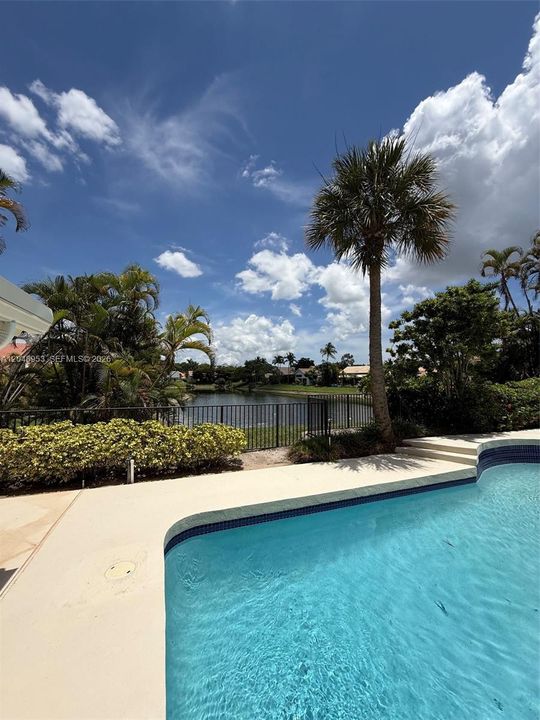En Venta: $1,399,900 (3 camas, 2 baños, 3612 Pies cuadrados)