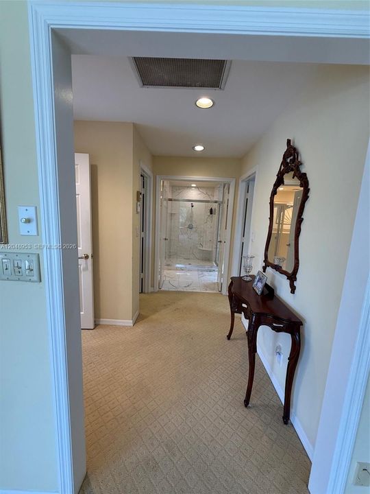 En Venta: $1,399,900 (3 camas, 2 baños, 3612 Pies cuadrados)
