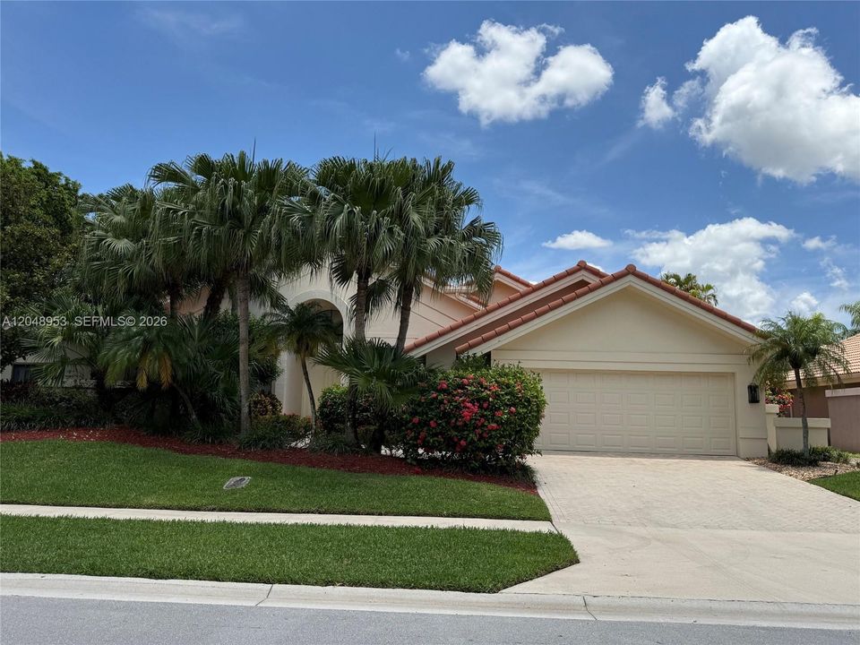 En Venta: $1,399,900 (3 camas, 2 baños, 3612 Pies cuadrados)