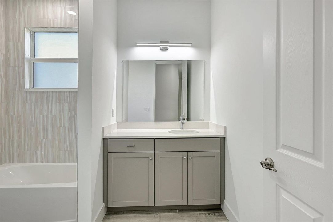 37-web-or-mls-5P1A6752