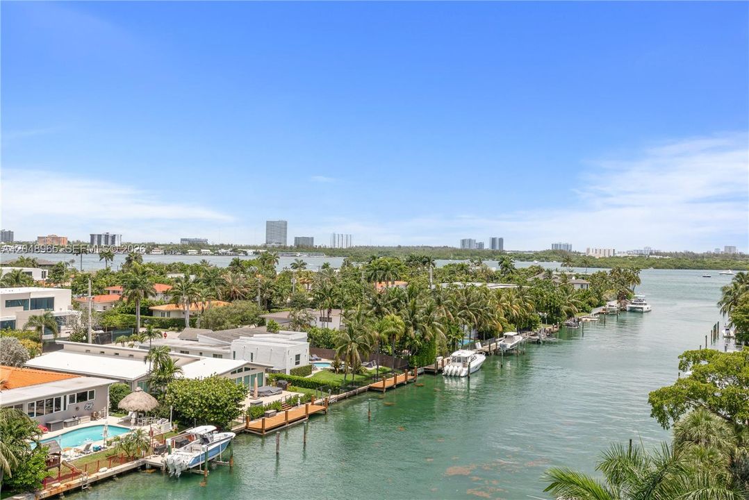 For Sale: $2,199,000 (3 beds, 3 baths, 1882 Square Feet)