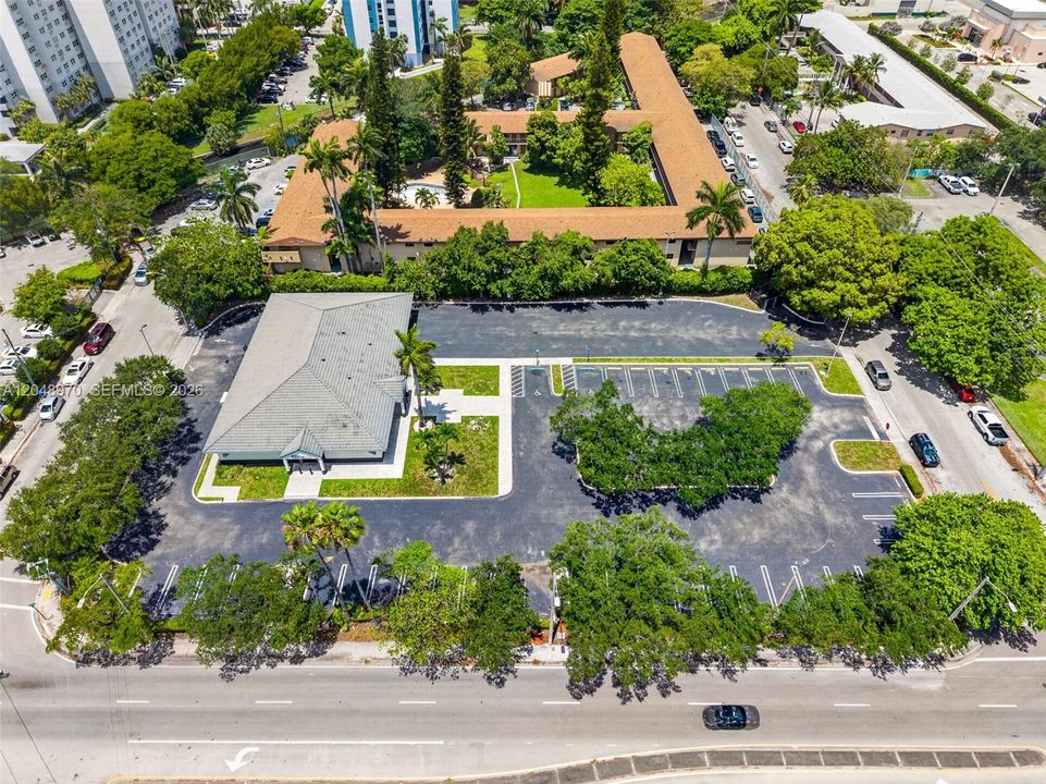 На продажу: $13,000,000 (0 спален, 0 ванн, 0 Квадратных фут)