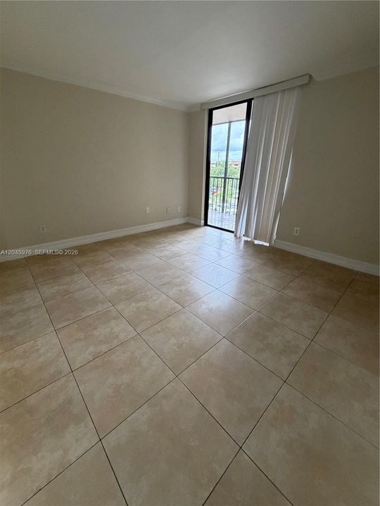 En Venta: $260,000 (2 camas, 2 baños, 1030 Pies cuadrados)