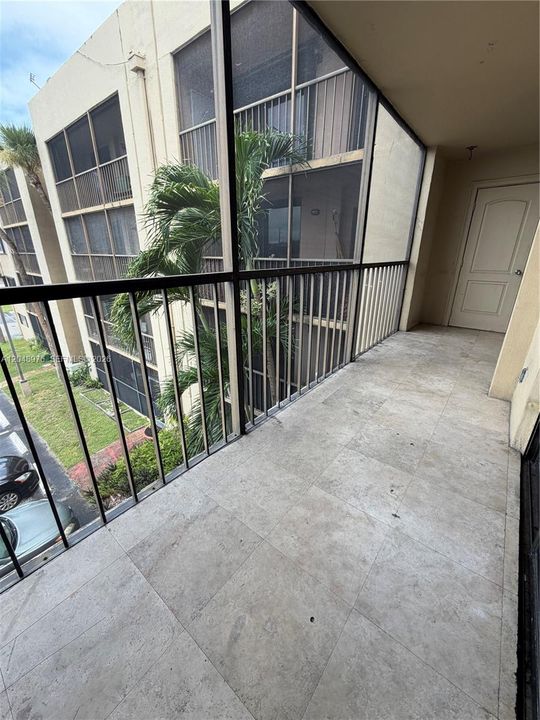 En Venta: $260,000 (2 camas, 2 baños, 1030 Pies cuadrados)