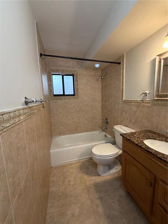 En Venta: $260,000 (2 camas, 2 baños, 1030 Pies cuadrados)
