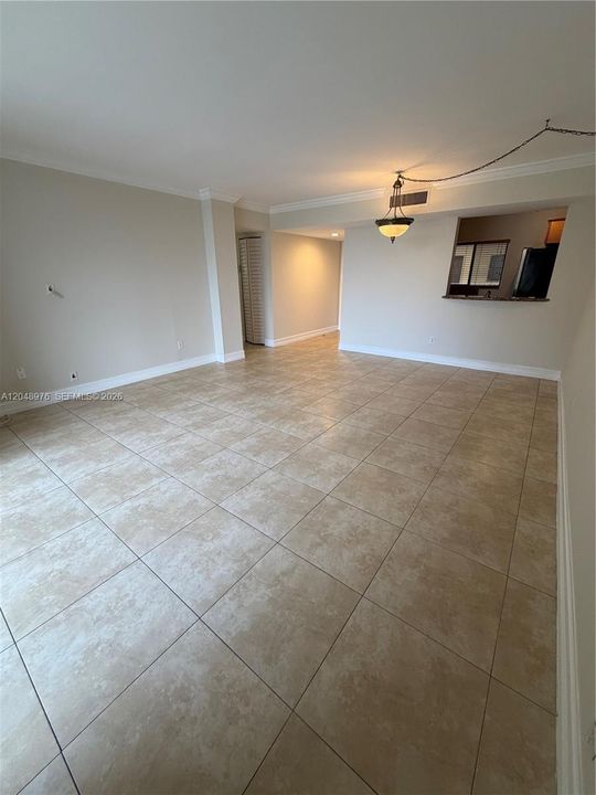 En Venta: $260,000 (2 camas, 2 baños, 1030 Pies cuadrados)