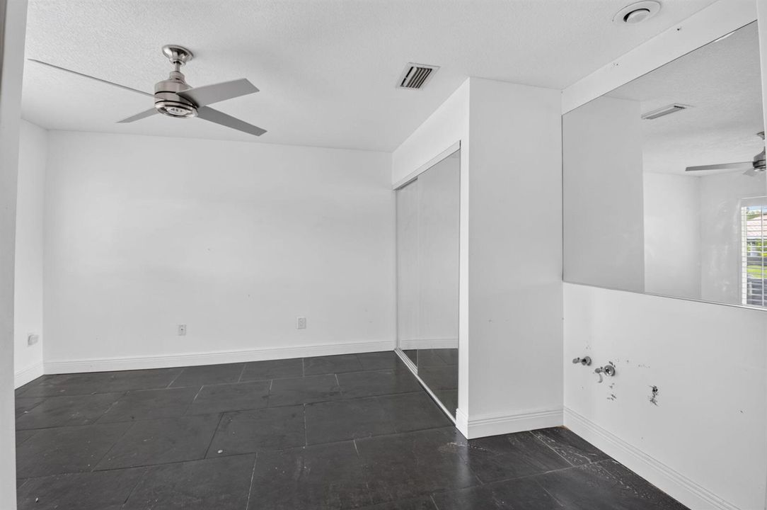 Den/3rd bedroom with wet bar option