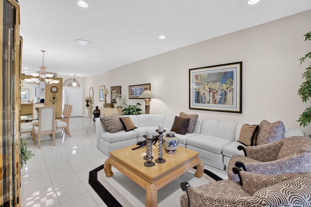 tv room/den/family room