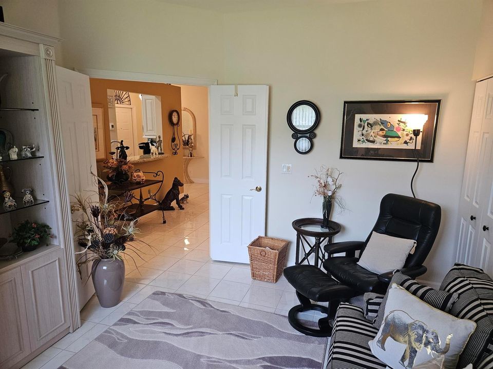 2nd bedroom/office
