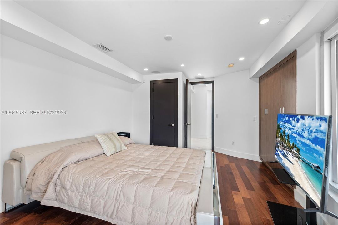 En Renta: $28,000 (6 camas, 6 baños, 4153 Pies cuadrados)