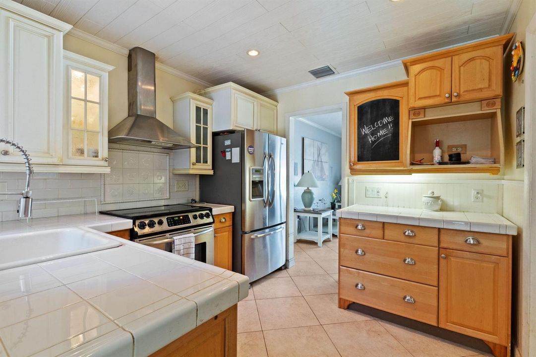 12-web-or-mls-349-sw-14th-ct