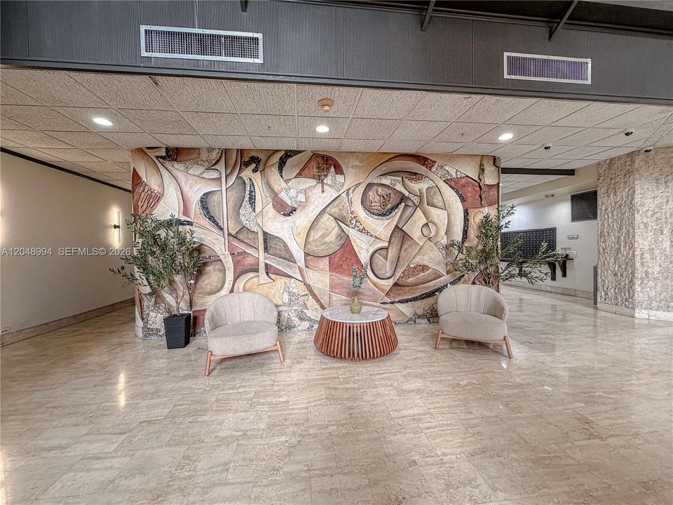 For Sale: $253,900 (2 beds, 2 baths, 1268 Square Feet)