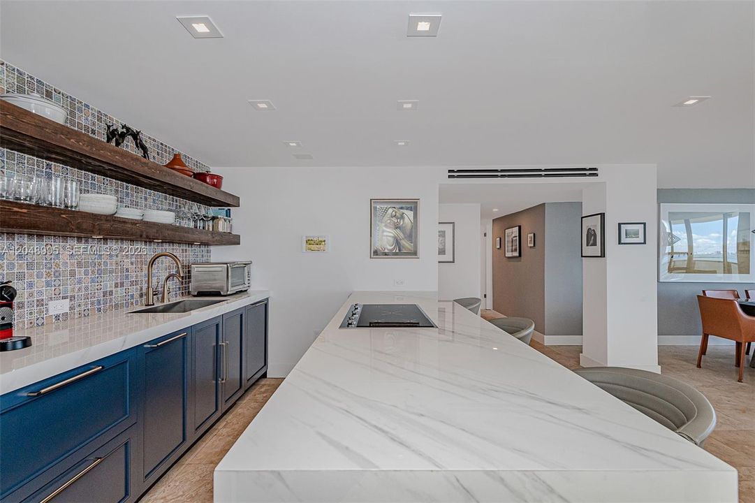 En Venta: $670 (2 camas, 2 baños, 1218 Pies cuadrados)