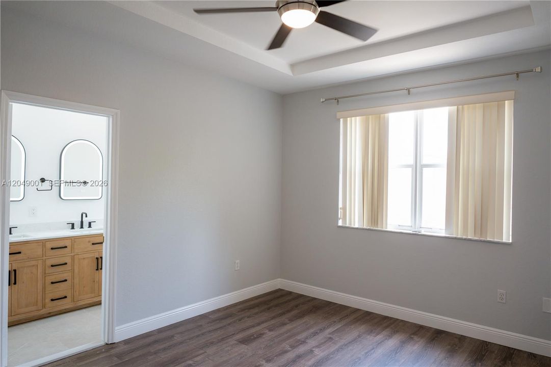 For Rent: $2,975 (3 beds, 2 baths, 1452 Square Feet)