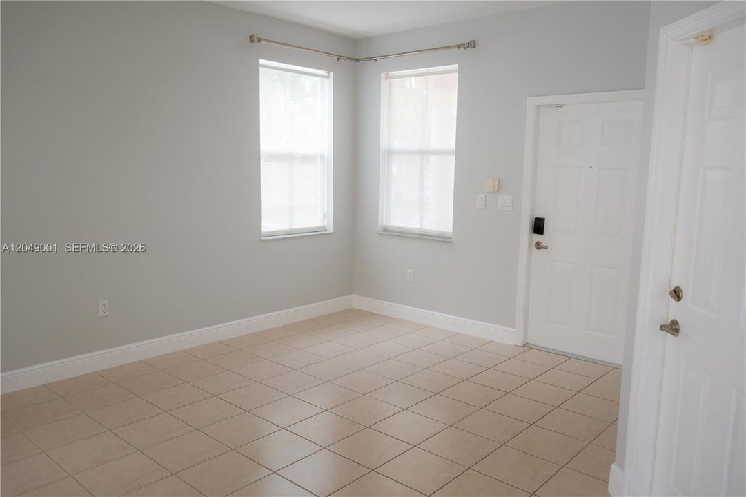 For Rent: $2,975 (3 beds, 2 baths, 1452 Square Feet)