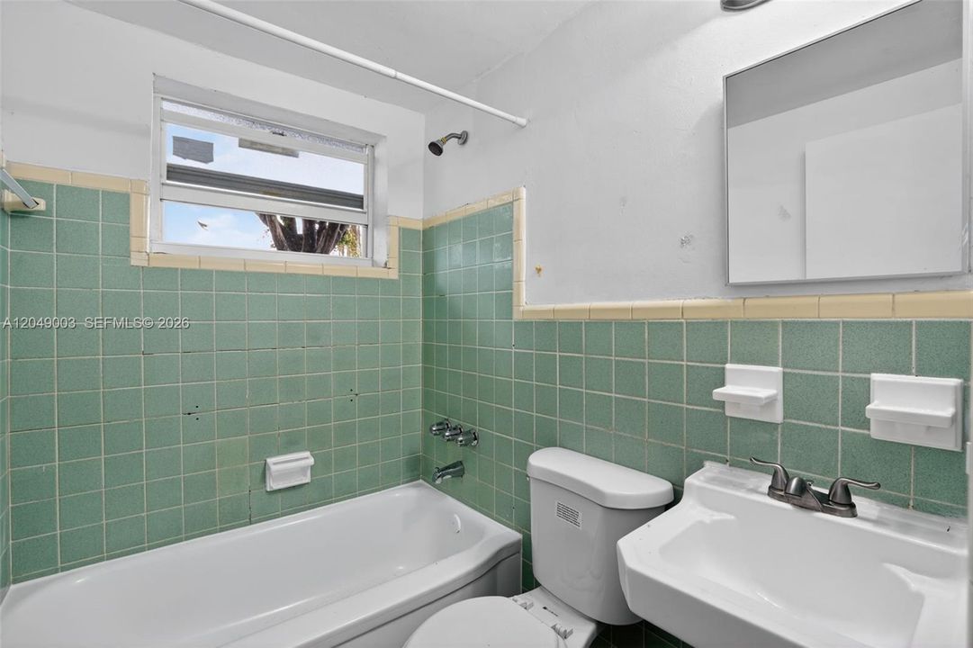 For Sale: $4,500,000 (0 beds, 0 baths, 13530 Square Feet)