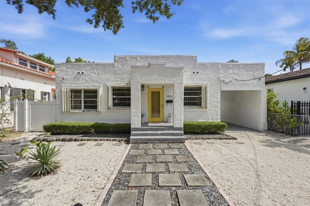 En Venta: $799,000 (2 camas, 2 baños, 1024 Pies cuadrados)