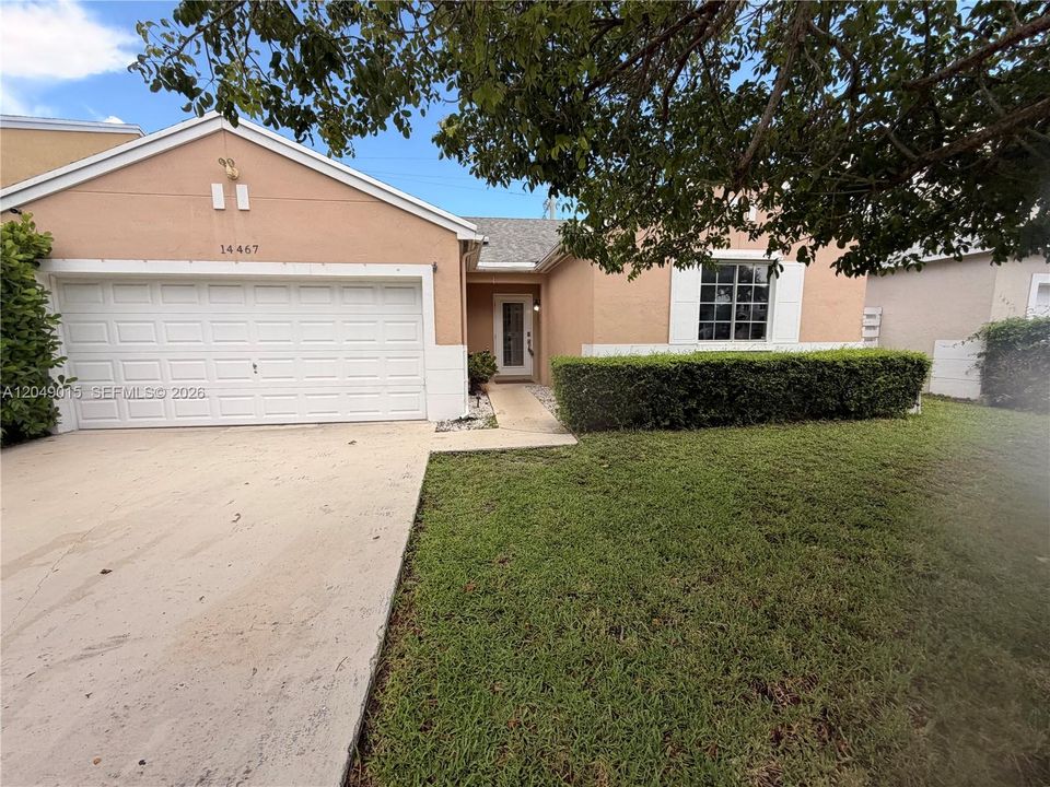 For Rent: $3,400 (3 beds, 2 baths, 1453 Square Feet)