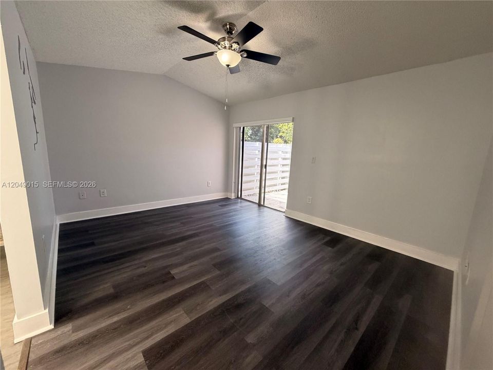 For Rent: $3,400 (3 beds, 2 baths, 1453 Square Feet)