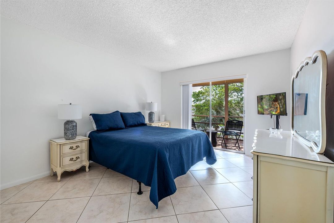 2615NGardenDr307LakeWorth-10