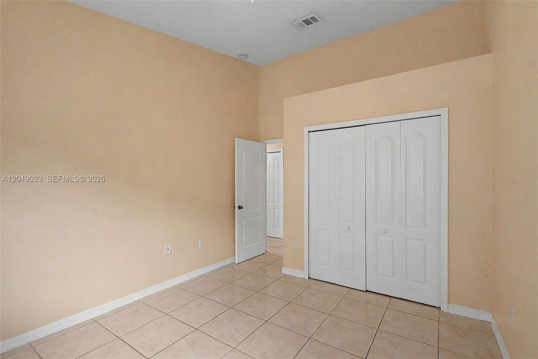 For Rent: $4,000 (4 beds, 2 baths, 1935 Square Feet)