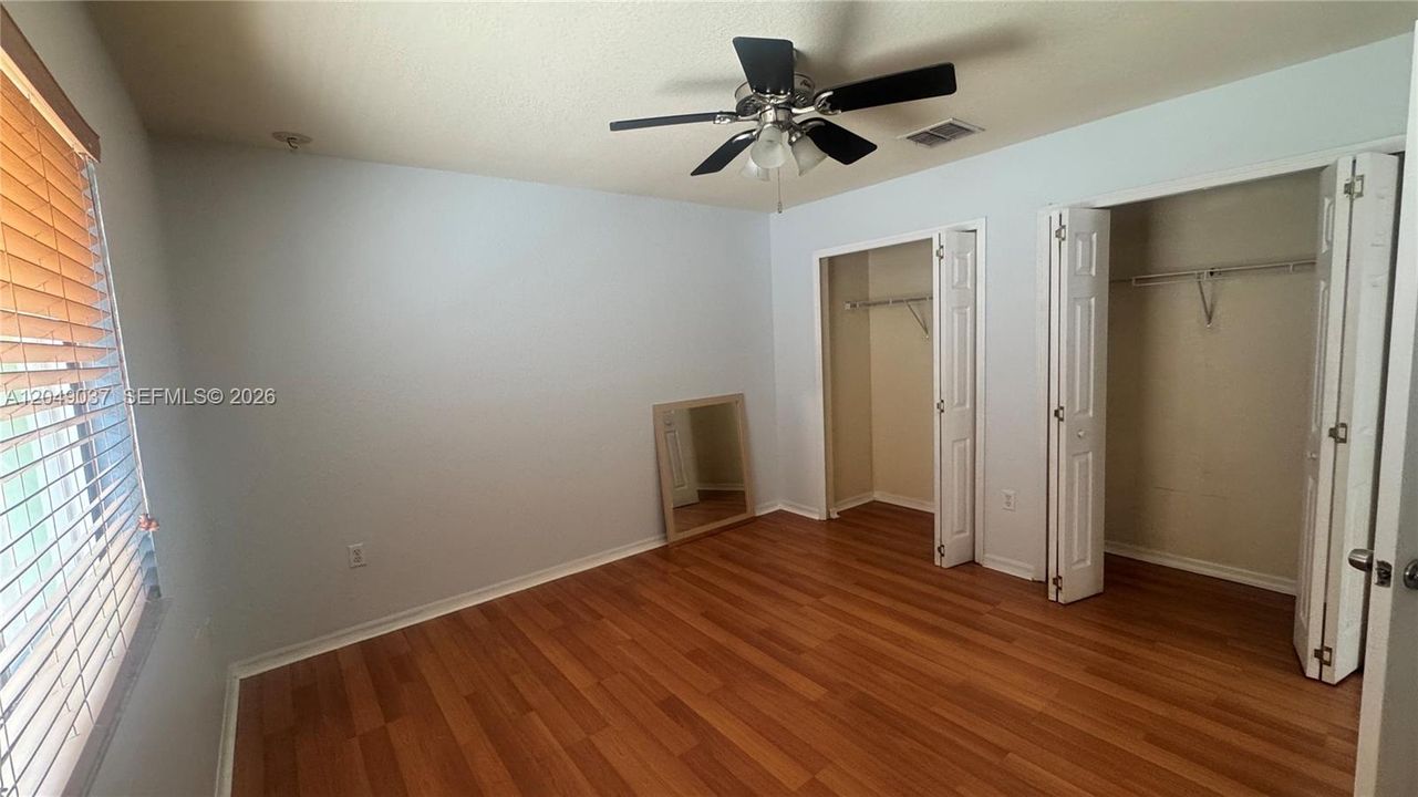 For Rent: $3,500 (3 beds, 2 baths, 1410 Square Feet)