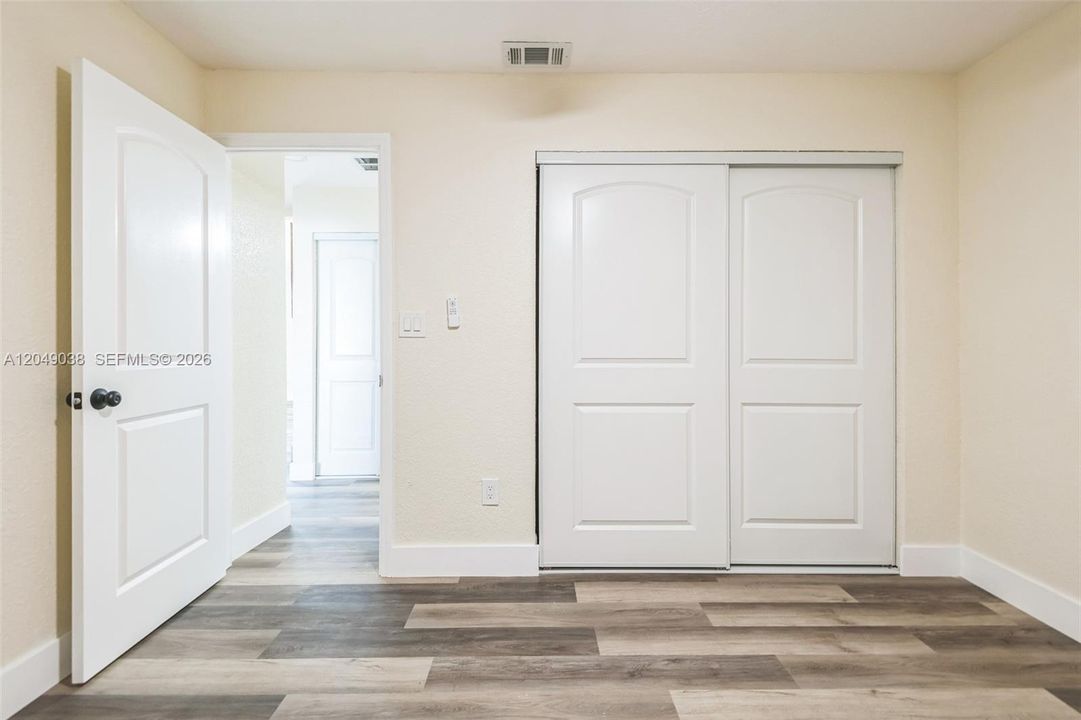 For Rent: $2,300 (3 beds, 2 baths, 1481 Square Feet)