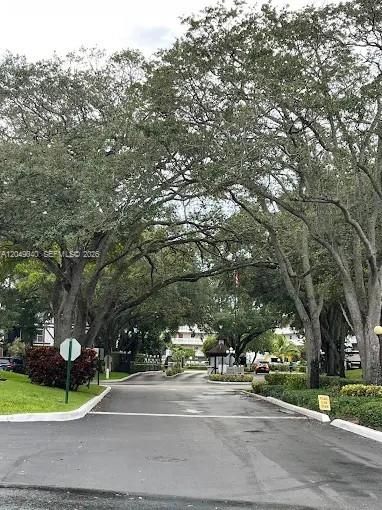 For Rent: $1,575 (1 beds, 1 baths, 800 Square Feet)