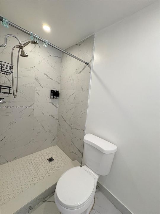 For Rent: $1,450 (1 beds, 1 baths, 500 Square Feet)