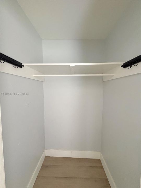 For Rent: $1,450 (1 beds, 1 baths, 500 Square Feet)
