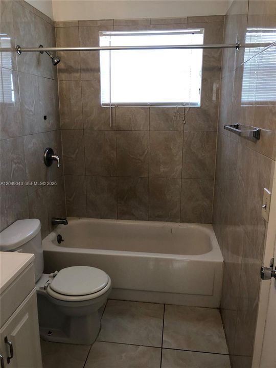 For Rent: $1,550 (1 beds, 1 baths, 668 Square Feet)
