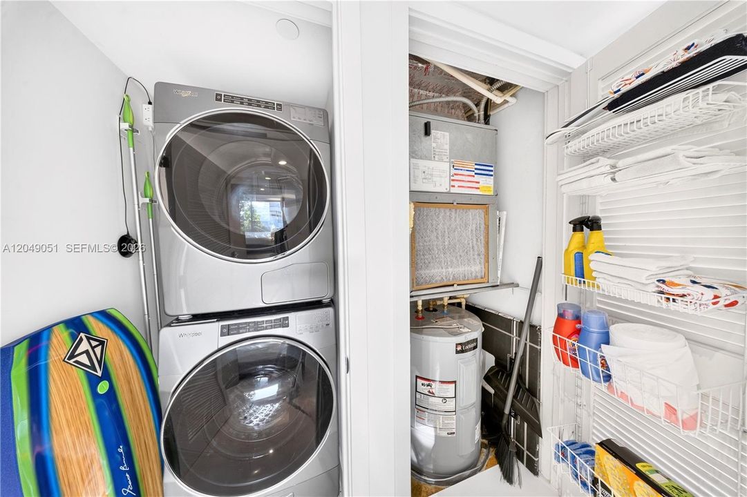 В аренду: $2,600 (3 спален, 2 ванн, 1376 Квадратных фут)