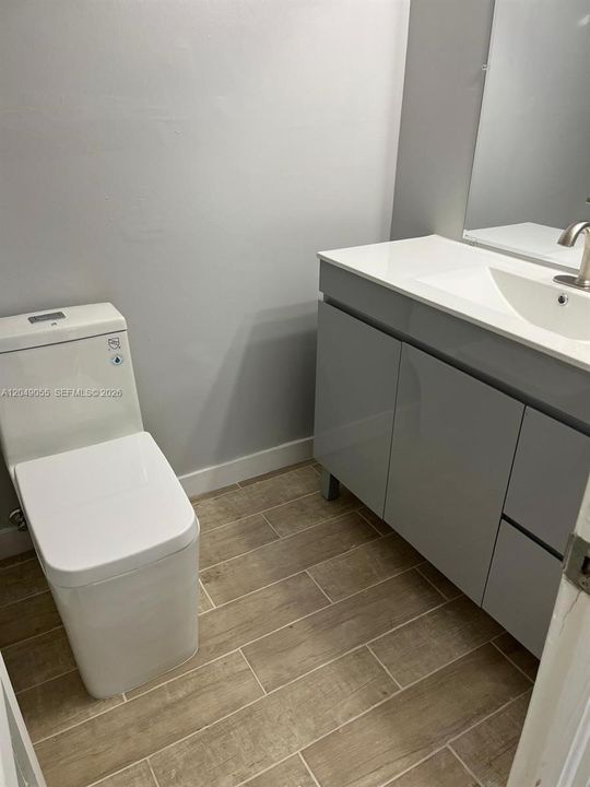 В аренду: $1,990 (2 спален, 1 ванн, 770 Квадратных фут)
