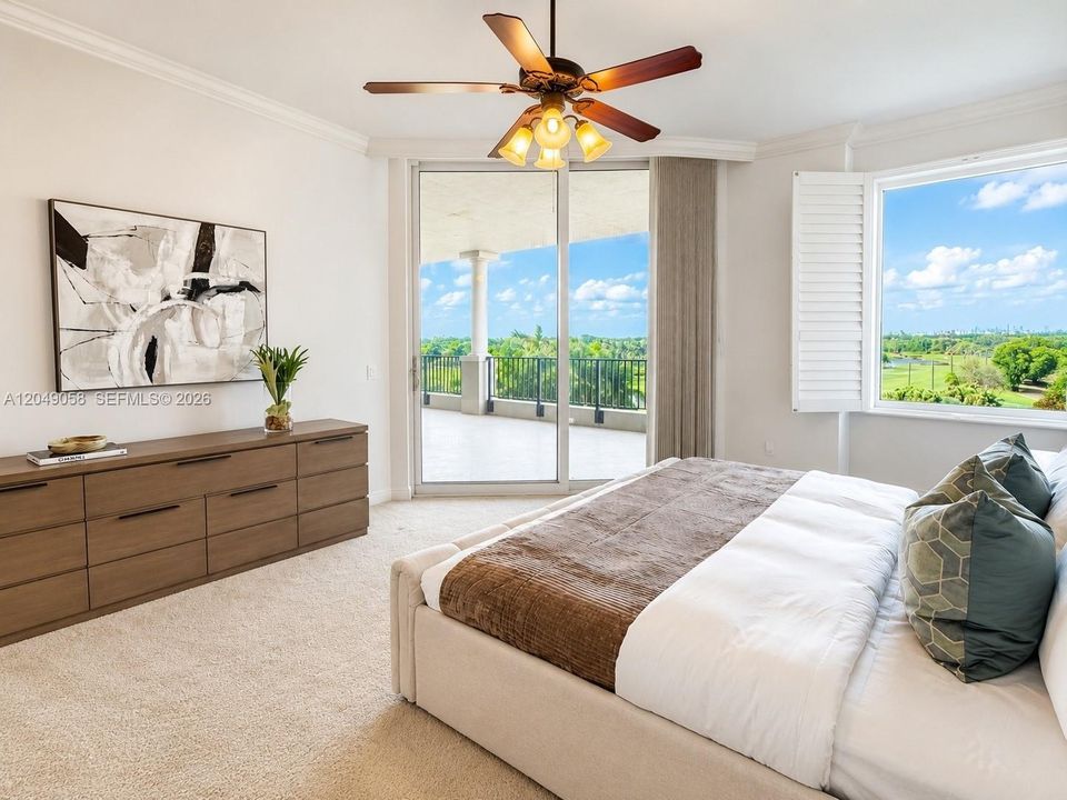 En Venta: $2,299,000 (3 camas, 3 baños, 2972 Pies cuadrados)
