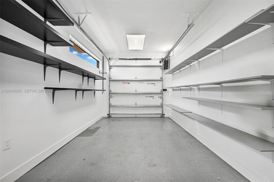 En Renta: $5,099 (3 camas, 2 baños, 1882 Pies cuadrados)