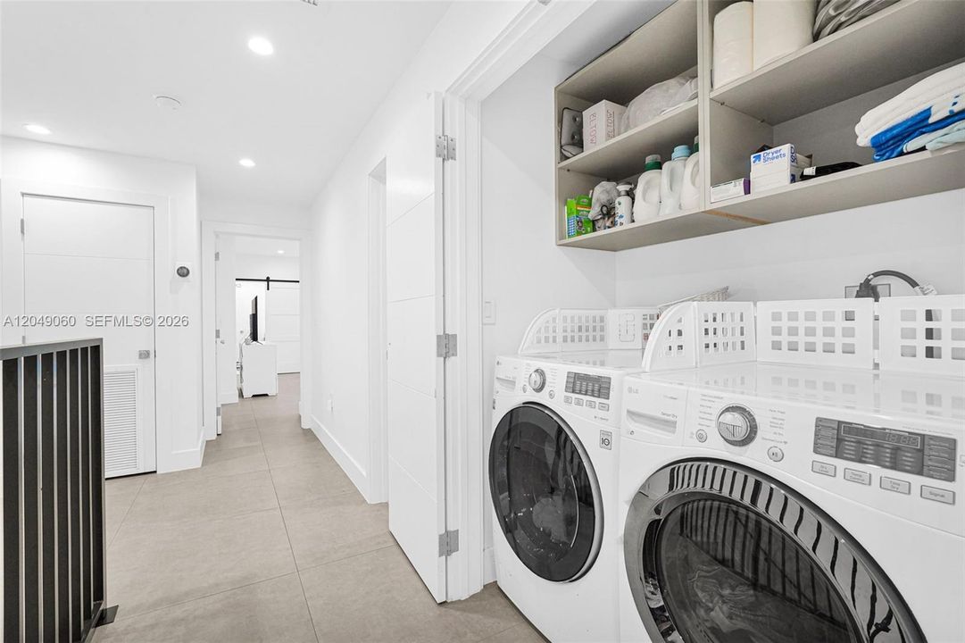 En Renta: $5,099 (3 camas, 2 baños, 1882 Pies cuadrados)