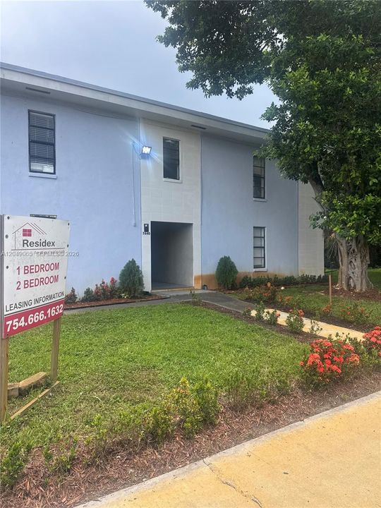 For Rent: $1,600 (1 beds, 1 baths, 9272 Square Feet)