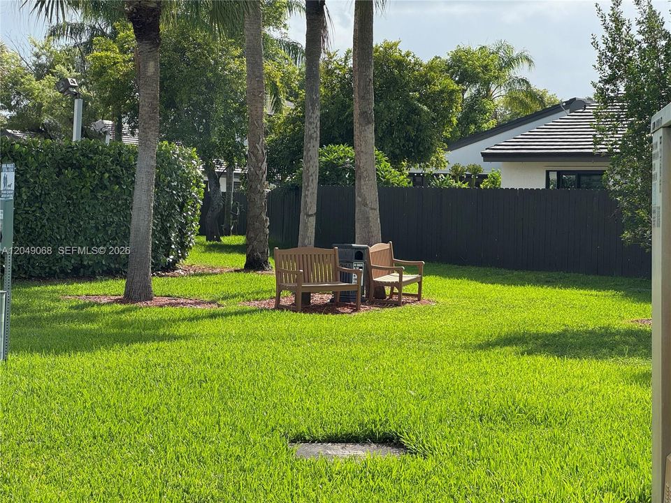 For Rent: $2,900 (3 beds, 2 baths, 1472 Square Feet)