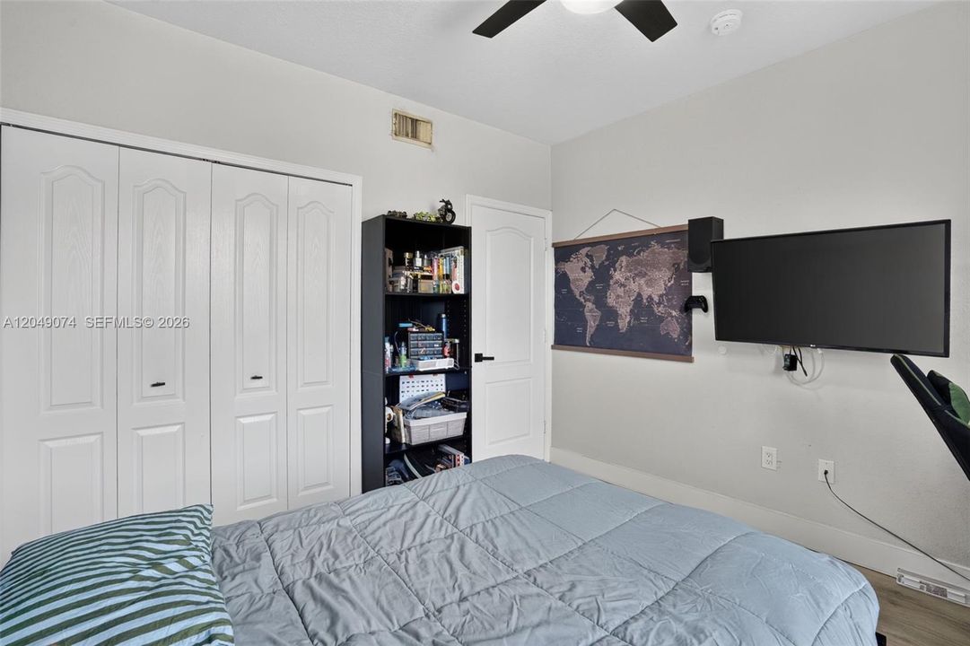 For Rent: $3,300 (3 beds, 2 baths, 1657 Square Feet)