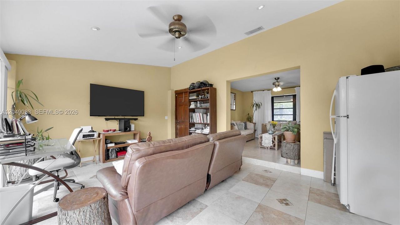 For Sale: $540,000 (3 beds, 2 baths, 1346 Square Feet)