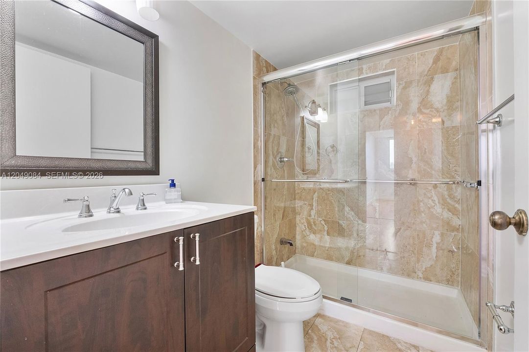 2nd Full Bathroom