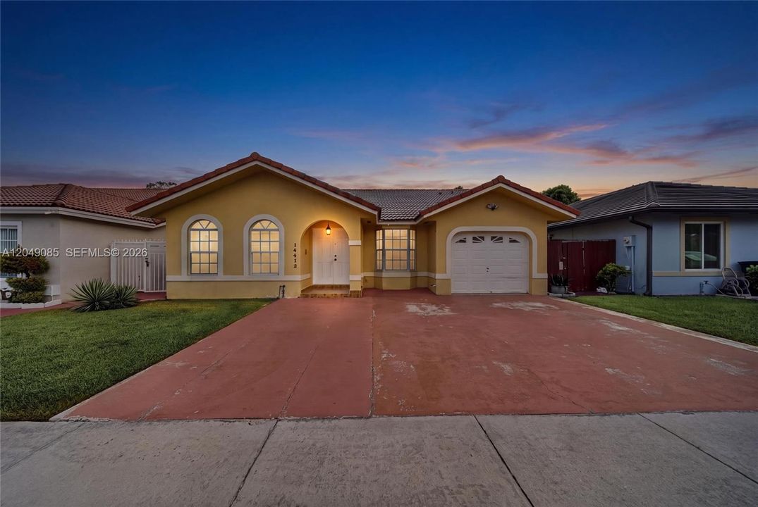 For Sale: $635,000 (3 beds, 2 baths, 1682 Square Feet)