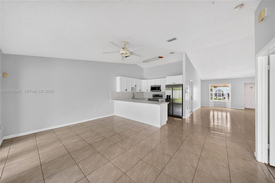 For Sale: $635,000 (3 beds, 2 baths, 1682 Square Feet)