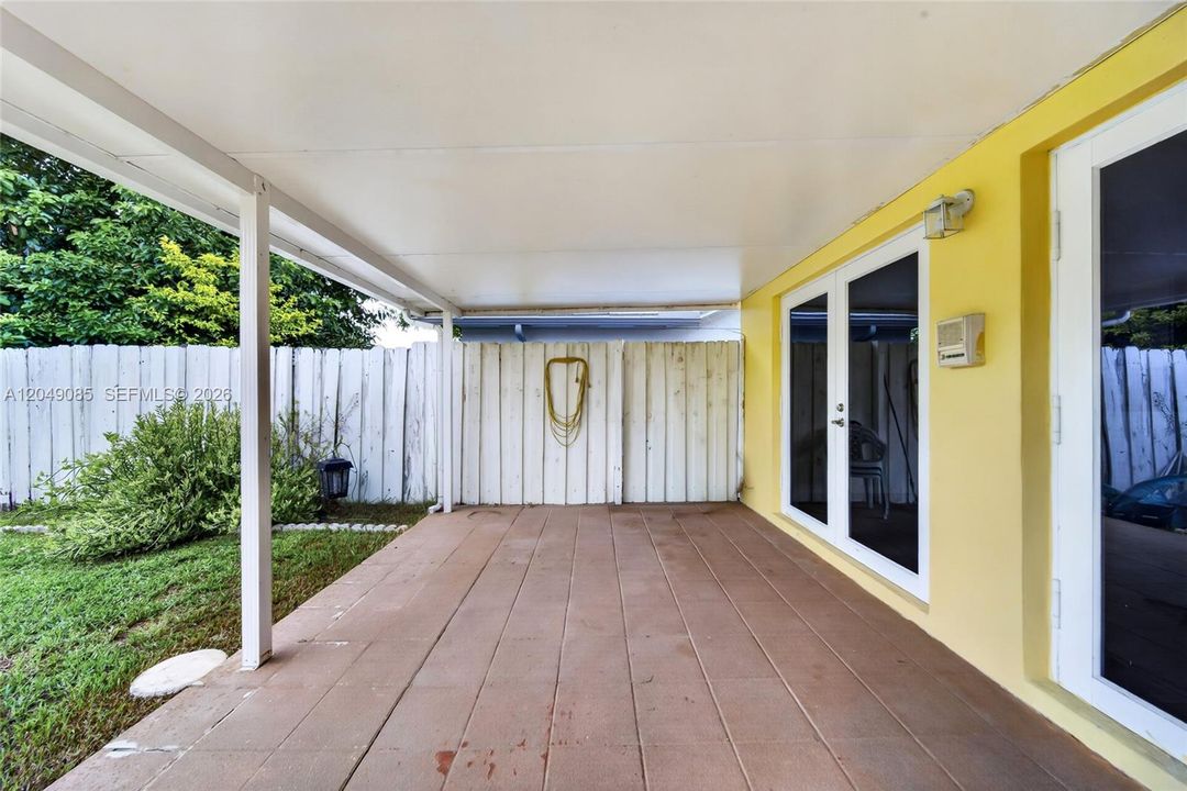 For Sale: $635,000 (3 beds, 2 baths, 1682 Square Feet)