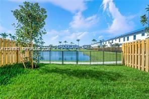 For Rent: $4,250 (3 beds, 2 baths, 1641 Square Feet)