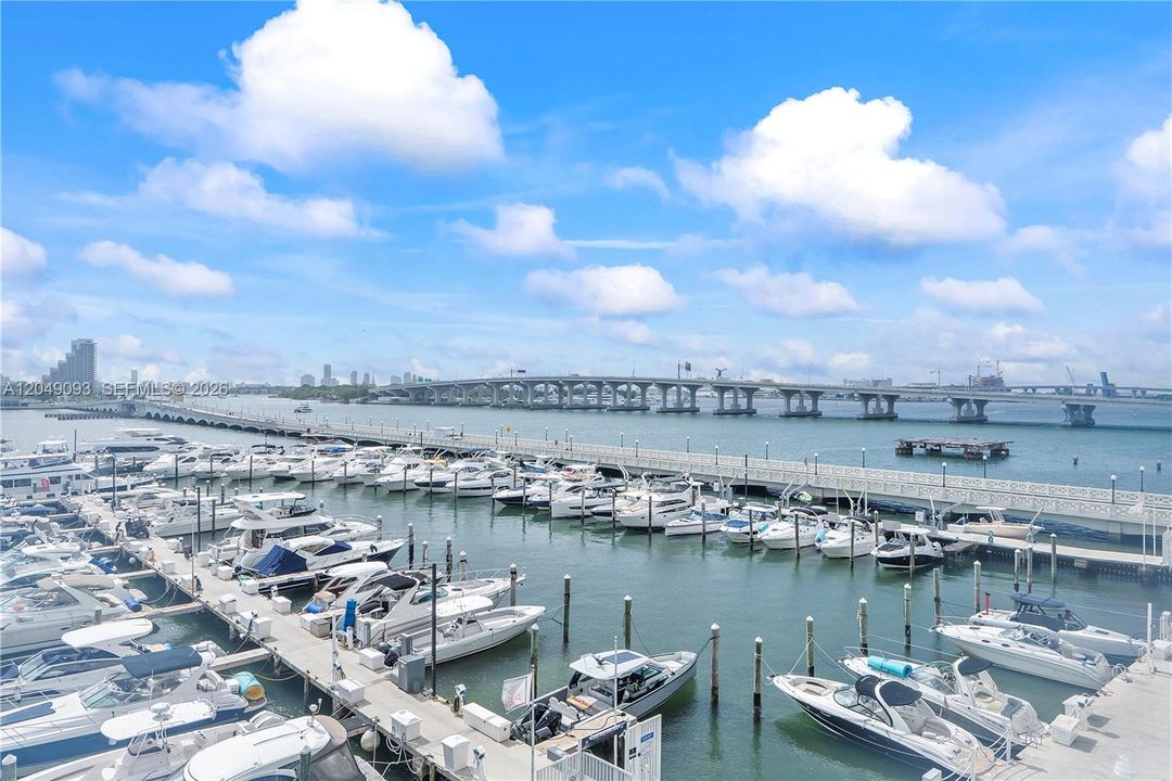 For Sale: $260,000 (0 beds, 1 baths, 400 Square Feet)