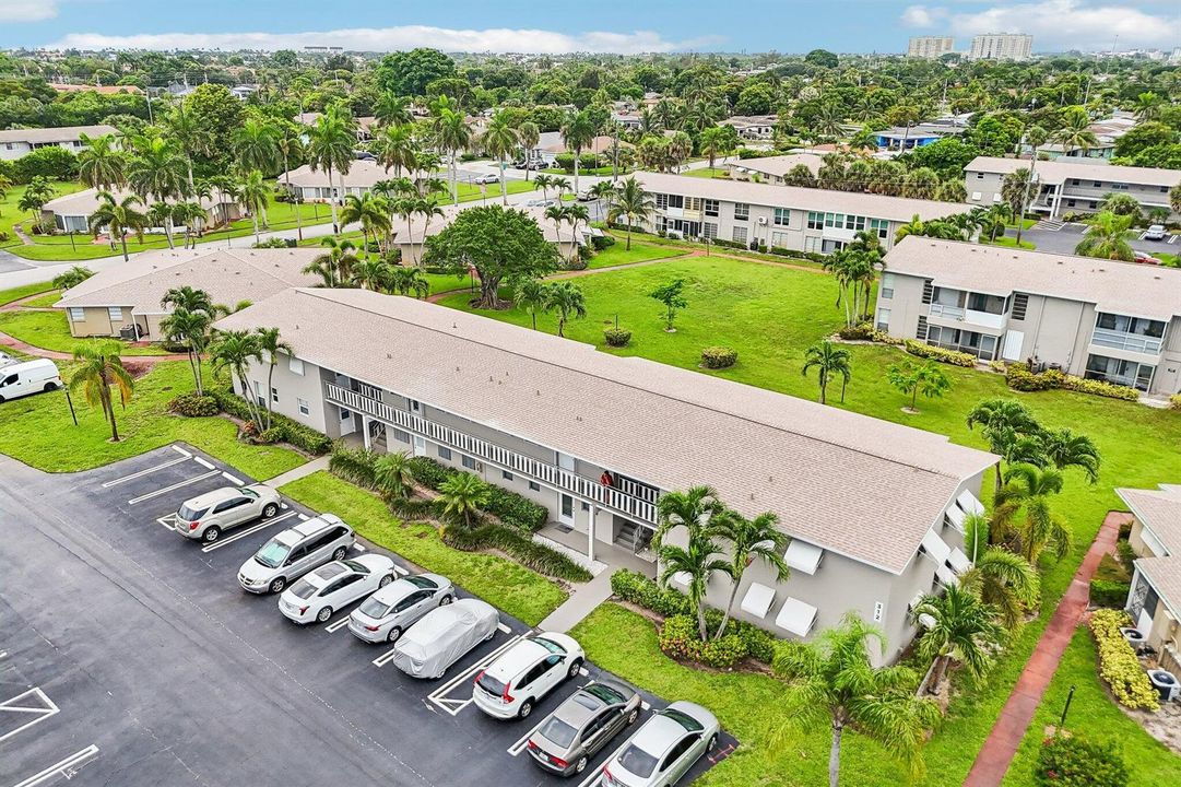 30-web-or-mls-NE 17th Ave 202-S1707-030