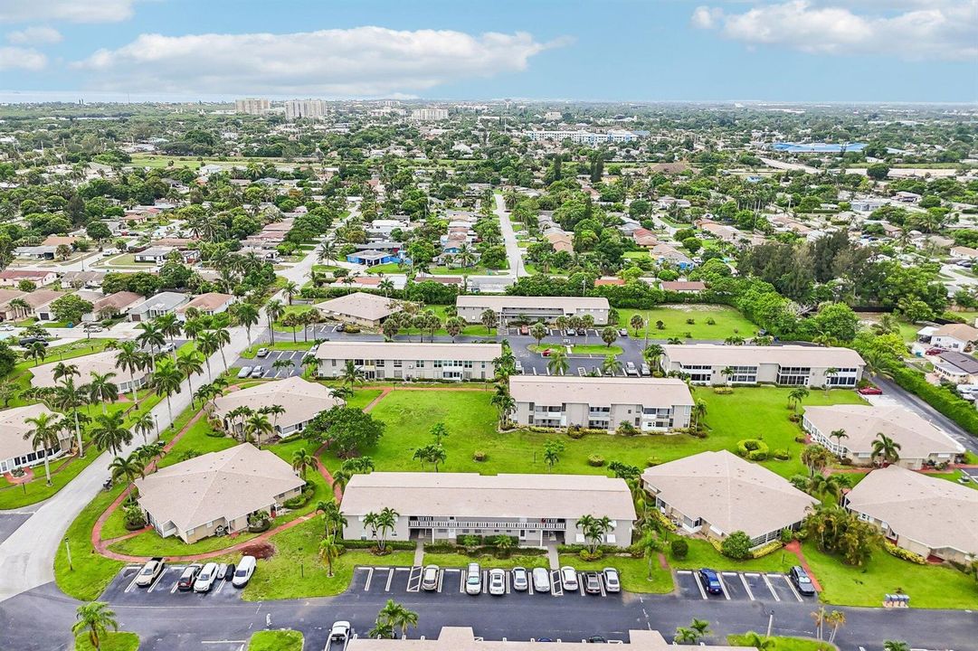 34-web-or-mls-NE 17th Ave 202-S1707-034